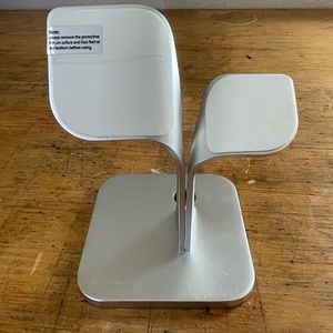 Humixx Charging Station